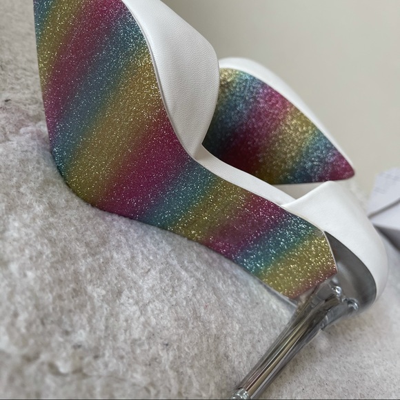 Call it spring THAOVEN heels - Picture 3 of 6